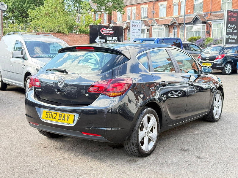 Vauxhall Astra 1.6 16v SRi Euro 5 5dr 5dr Manual 2026