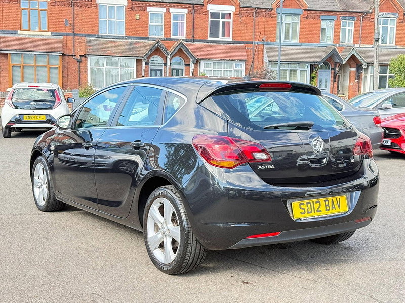 Vauxhall Astra 1.6 16v SRi Euro 5 5dr 5dr Manual 2026