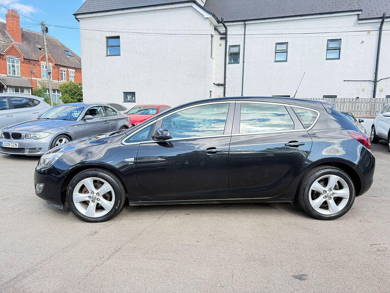 Vauxhall Astra 1.6 16v SRi Euro 5 5dr 5dr Manual 2026