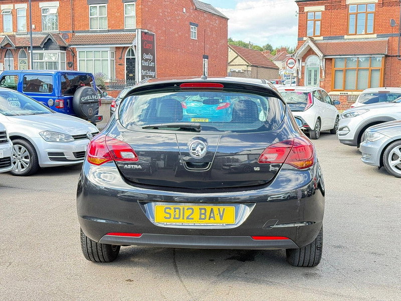 Vauxhall Astra 1.6 16v SRi Euro 5 5dr 5dr Manual 2026