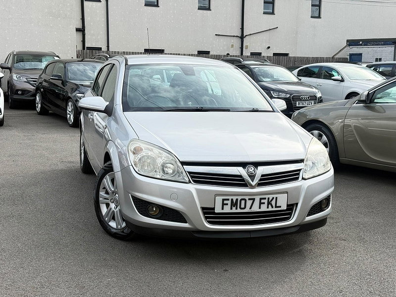Vauxhall Astra 1.6i 16v Design Easytronic 5dr 5dr Automatic 2026