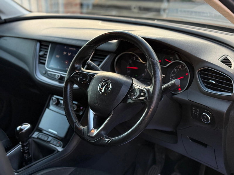 Vauxhall Grandland X 1.2 Turbo Sport Nav Euro 6 (s/s) 5dr 5dr Manual 2026