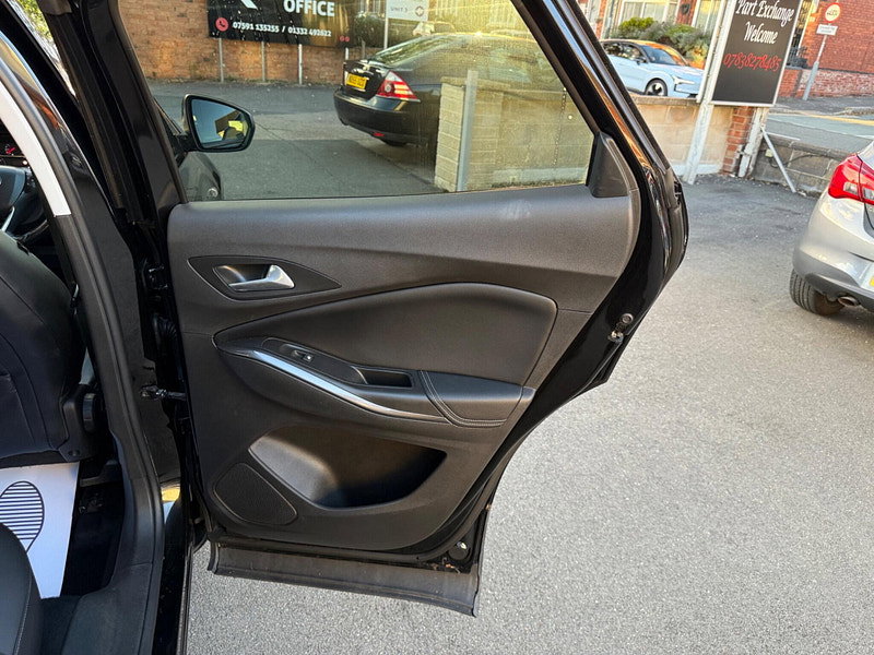 Vauxhall Grandland X 1.2 Turbo Sport Nav Euro 6 (s/s) 5dr 5dr Manual 2026