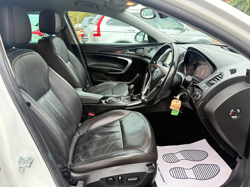 Vauxhall Insignia 2.0 CDTi ecoFLEX Elite Nav Euro 5 (s/s) 5dr 5dr Manual 2026
