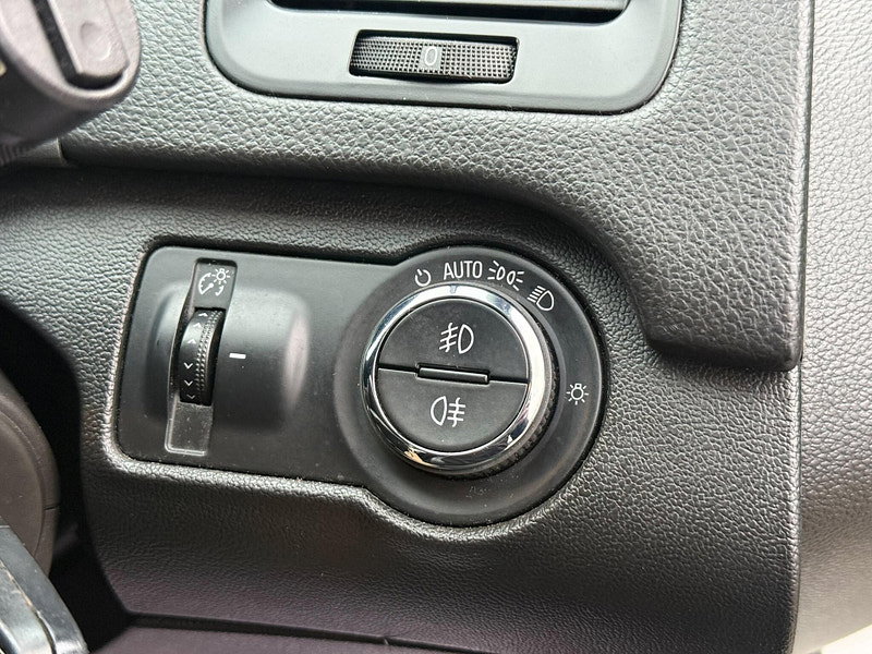 Vauxhall Insignia 2.0 CDTi ecoFLEX Elite Nav Euro 5 (s/s) 5dr 5dr Manual 2026