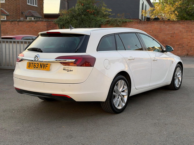 Vauxhall Insignia 2.0 CDTi ecoFLEX SRi Nav Sports Tourer Euro 5 (s/s) 5dr 5dr Manual 2026