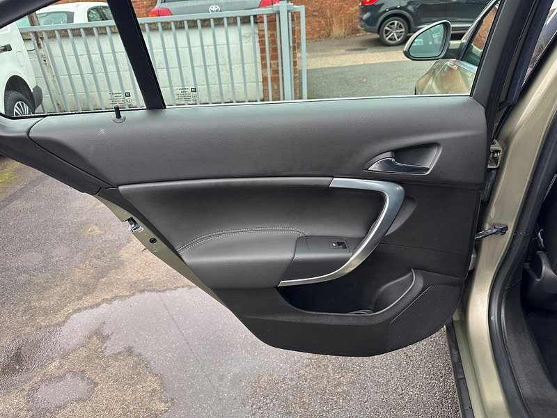 Vauxhall Insignia 2.0 CDTi ecoFLEX Tech Line Euro 5 (s/s) 5dr 5dr Manual 2026