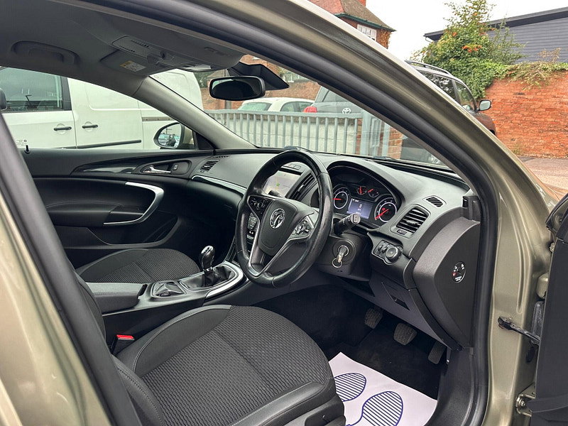 Vauxhall Insignia 2.0 CDTi ecoFLEX Tech Line Euro 5 (s/s) 5dr 5dr Manual 2026