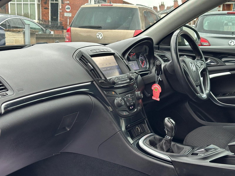 Vauxhall Insignia 2.0 CDTi ecoFLEX Tech Line Euro 5 (s/s) 5dr 5dr Manual 2026