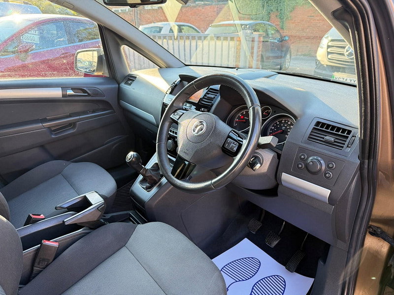 Vauxhall Zafira 1.6 16V Design Euro 5 5dr (SNav) 5dr Manual 2026