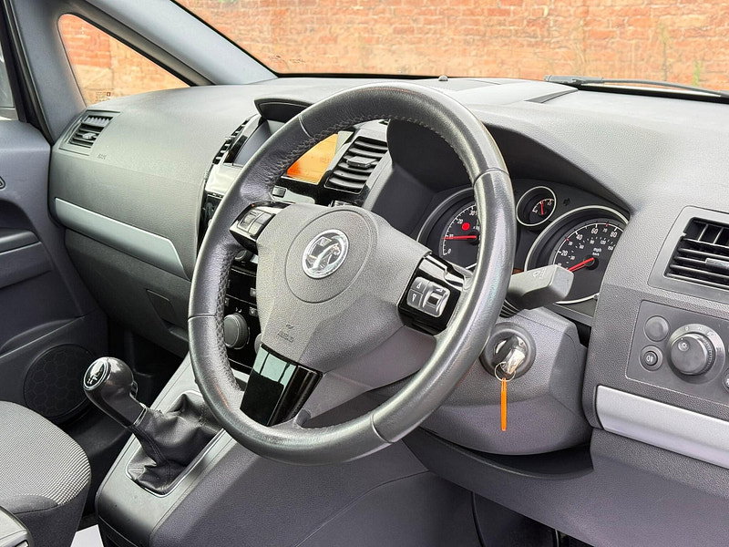 Vauxhall Zafira 1.6 16V Exclusiv Euro 5 5dr 5dr Manual 2026