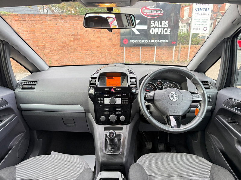 Vauxhall Zafira 1.6 16V Exclusiv Euro 5 5dr 5dr Manual 2026