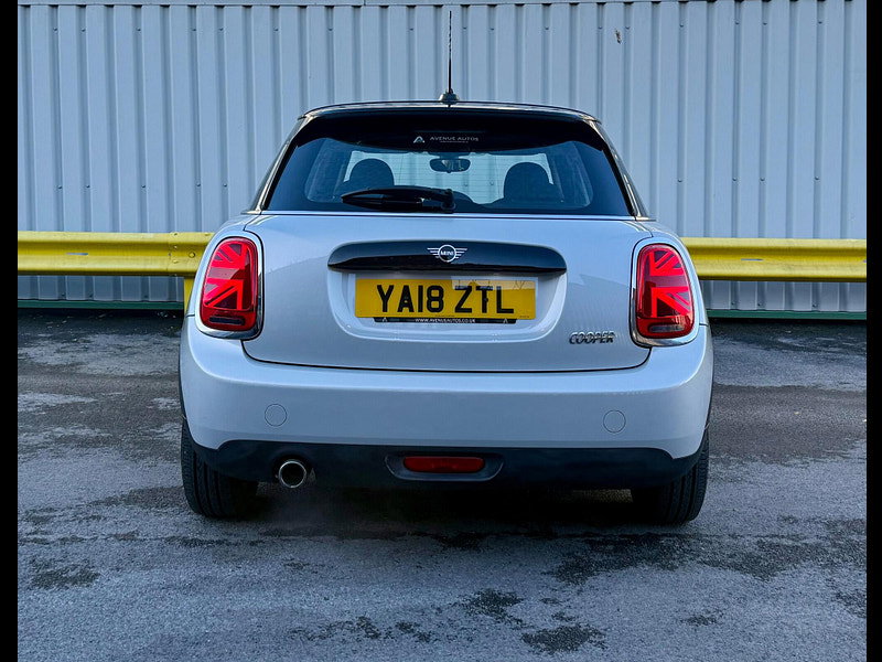 MINI Hatch 1.5 Cooper Euro 6 (s/s) 5dr 5dr Manual 2026