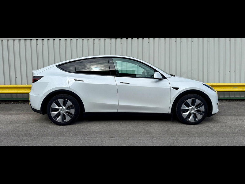 Tesla Model Y (Dual Motor) Long Range Auto 4WDE 5dr 5dr Automatic 2026