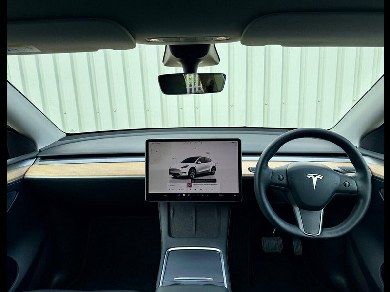 Tesla Model Y (Dual Motor) Long Range Auto 4WDE 5dr 5dr Automatic 2026
