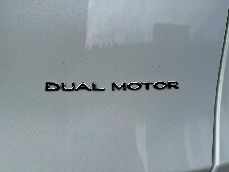 Tesla Model Y (Dual Motor) Long Range Auto 4WDE 5dr 5dr Automatic 2026