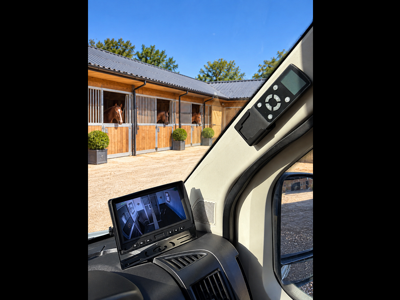 Citroen Relay 2.2 BlueHDi 35 Enterprise Panel Van 5dr Diesel Manual L3 High Roof Euro 6 (s/s) (140 ps) 5dr Manual 2026