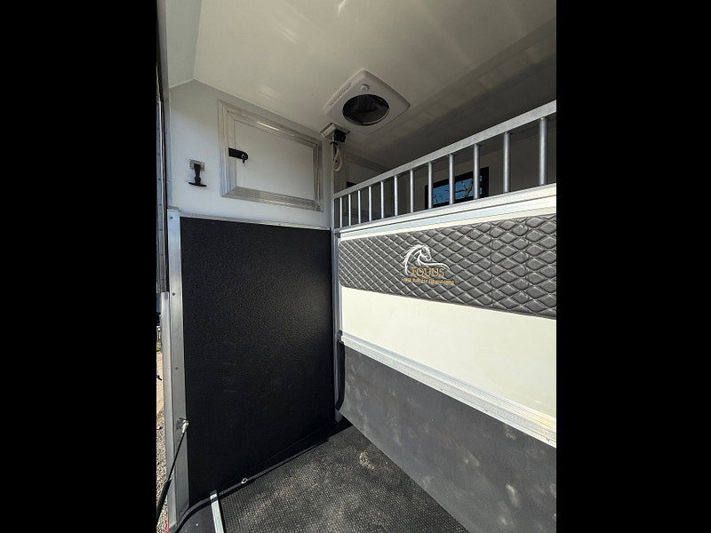 Citroen Relay 2.2 BlueHDi 35 Enterprise Panel Van 5dr Diesel Manual L3 High Roof Euro 6 (s/s) (140 ps) 5dr Manual 2026