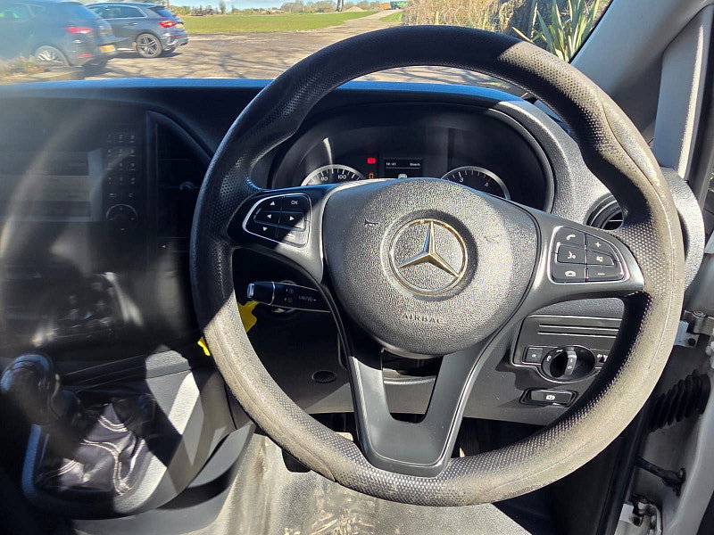 Mercedes-Benz Vito 1.6 111 CDI Panel Van 6dr Diesel Manual FWD L2 Euro 6 (114 ps) 6dr Manual 2026