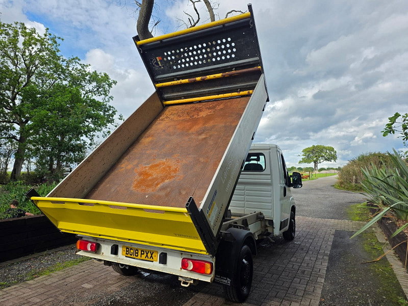 Peugeot Boxer 2.0 BlueHDi 335 Built for Business Tipper 2dr Diesel Manual L2 Euro 6 (130 ps) 2dr Manual 2026