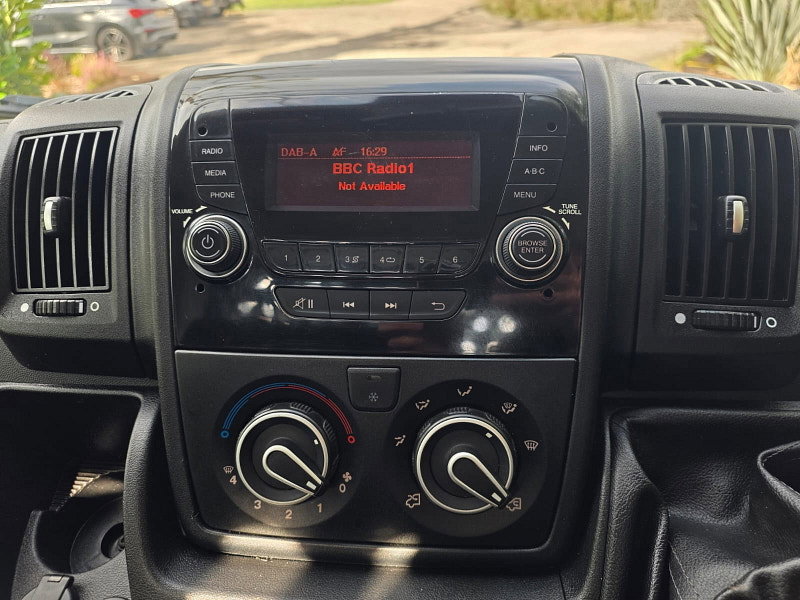 Peugeot Boxer 2.0 BlueHDi 335 Built for Business Tipper 2dr Diesel Manual L2 Euro 6 (130 ps) 2dr Manual 2026