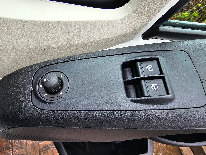 Peugeot Boxer BLUEHDI DROPSIDE 335 L3 2dr Manual 2026
