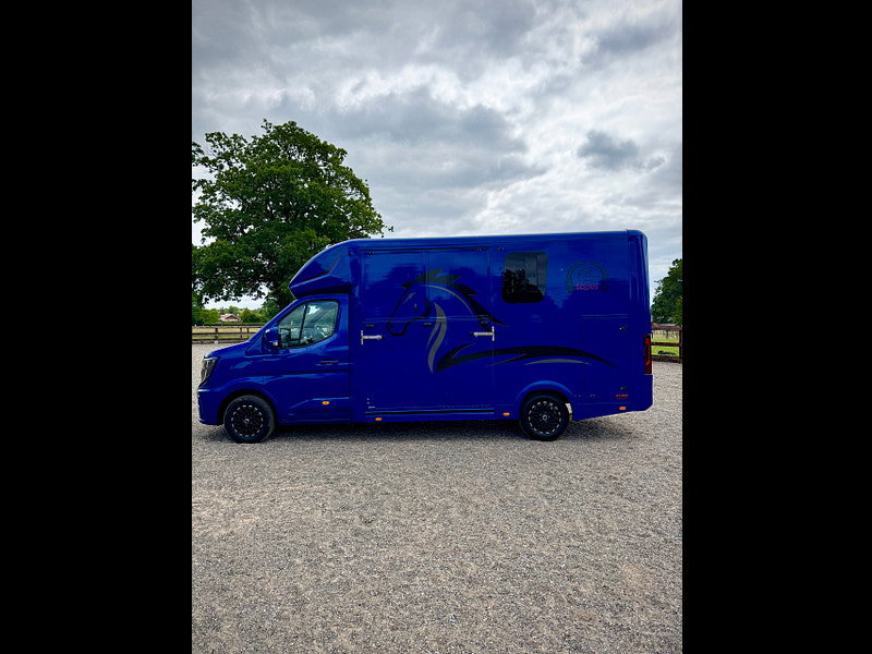 Renault Master 2.0 dCi LM35 Advance Panel Van 5dr Diesel Auto L3 H2 Euro 6 (s/s) (150 ps) 3dr Automatic 2026