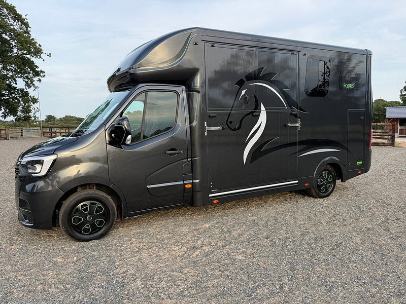 Renault Master 2.3 dCi 35 Business+Horsebox Diesel Manual FWD LWB Medium Roof Euro 6 (135 ps) 2dr Manual 2026