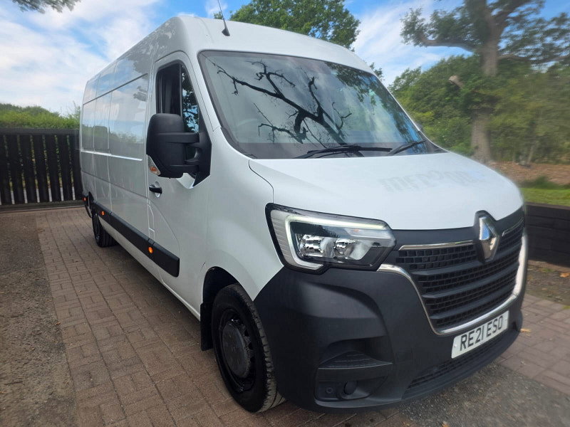 Renault Master 2.3 dCi ENERGY 35 Business Panel Van 4dr Diesel Manual FWD LWB Medium Roof Euro 6 (s/s) (150 bhp) 2dr Manual 2026