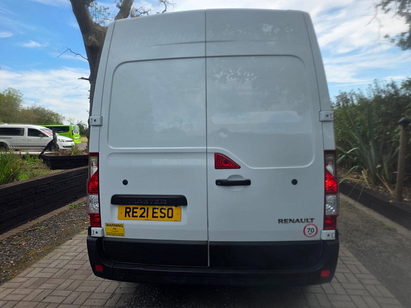 Renault Master 2.3 dCi ENERGY 35 Business Panel Van 4dr Diesel Manual FWD LWB Medium Roof Euro 6 (s/s) (150 bhp) 2dr Manual 2026