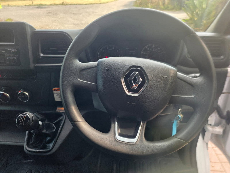 Renault Master 2.3 dCi ENERGY 35 Business Panel Van 4dr Diesel Manual FWD LWB Medium Roof Euro 6 (s/s) (150 bhp) 2dr Manual 2026