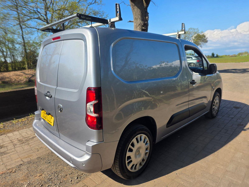 Vauxhall Combo 1.5 Turbo D 2000 Sportive Panel Van 4dr Diesel Manual L1 H1 Euro 6 (100 ps) 4dr Manual 2026