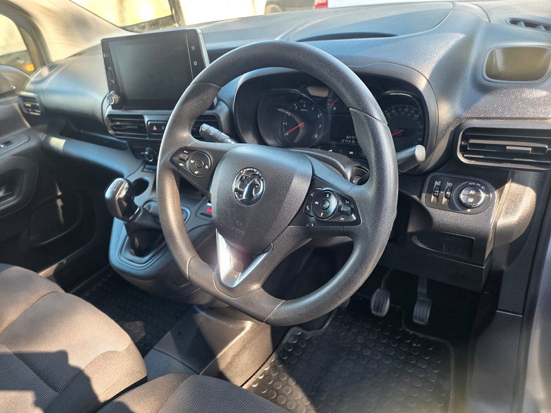 Vauxhall Combo 1.5 Turbo D 2000 Sportive Panel Van 4dr Diesel Manual L1 H1 Euro 6 (100 ps) 4dr Manual 2026