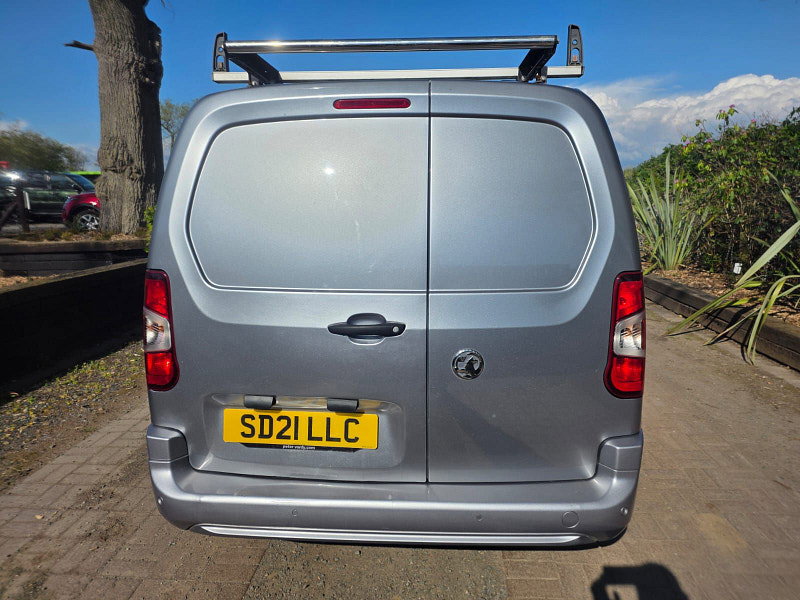 Vauxhall Combo 1.5 Turbo D 2000 Sportive Panel Van 4dr Diesel Manual L1 H1 Euro 6 (100 ps) 4dr Manual 2026