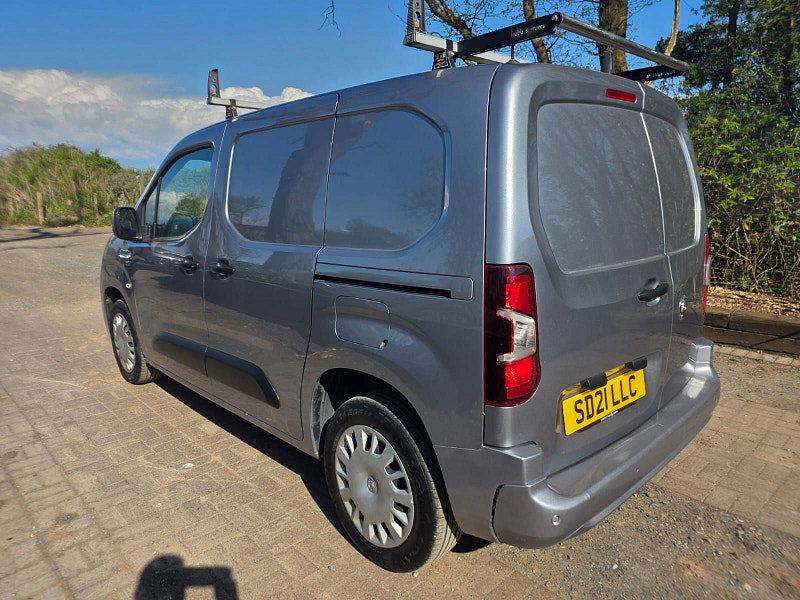 Vauxhall Combo 1.5 Turbo D 2000 Sportive Panel Van 4dr Diesel Manual L1 H1 Euro 6 (100 ps) 4dr Manual 2026