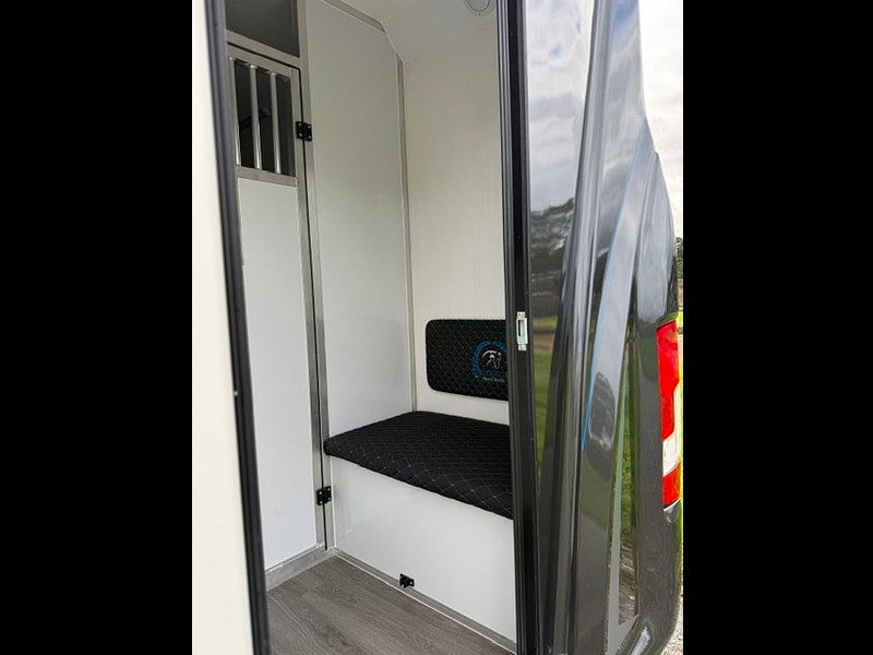 Vauxhall Movano 2.2 CDTi 3500 BiTurbo Dynamic Panel Van 5dr Diesel Manual FWD L3 H2 Euro 6 (s/s) (140 ps) 5dr Manual 2026