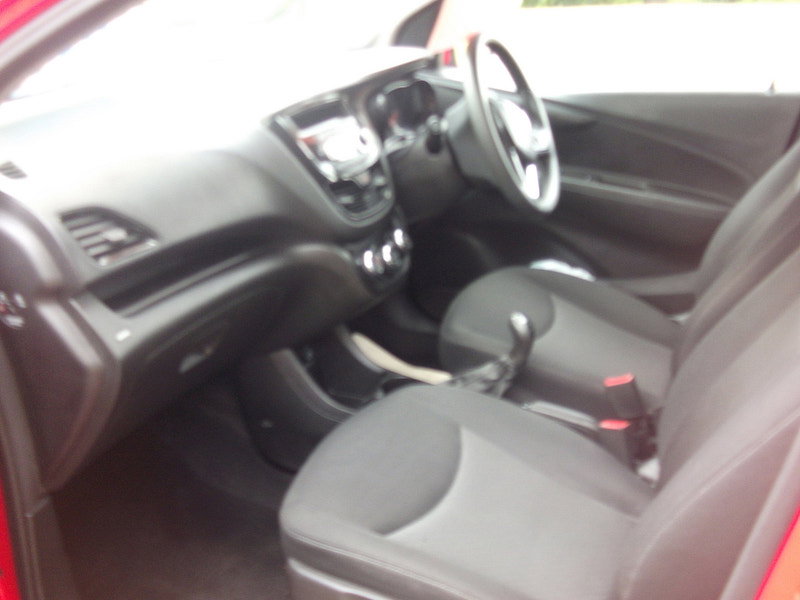 Vauxhall Viva 1.0i SE Hatchback 5dr Petrol Manual Euro 6 (75 ps) 5dr Manual 2026