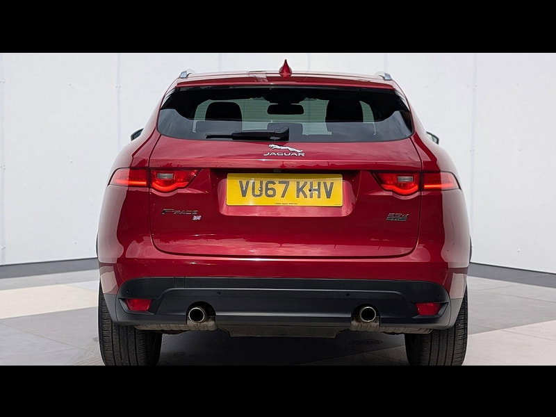Jaguar F-PACE 2.0 D240 Portfolio Auto AWD Euro 6 (s/s) 5dr