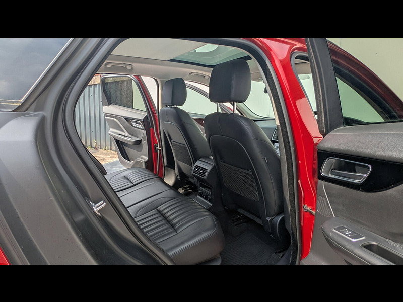 Jaguar F-PACE 2.0 D240 Portfolio Auto AWD Euro 6 (s/s) 5dr
