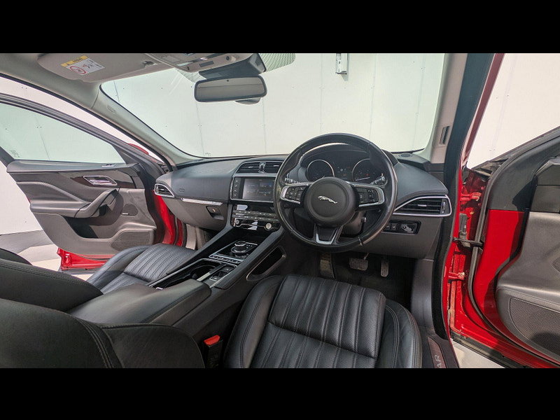 Jaguar F-PACE 2.0 D240 Portfolio Auto AWD Euro 6 (s/s) 5dr
