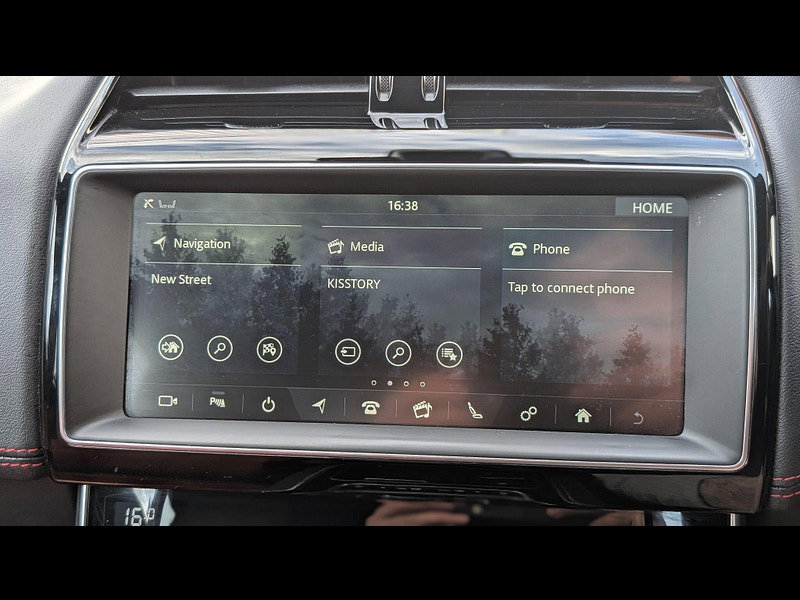 Jaguar XE 2.0d Landmark Auto Euro 6 (s/s) 4dr