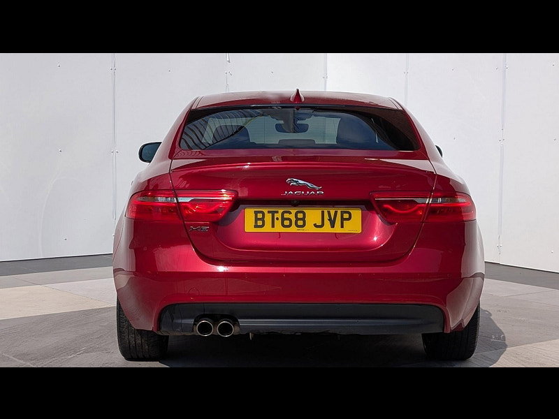 Jaguar XE 2.0d Landmark Auto Euro 6 (s/s) 4dr