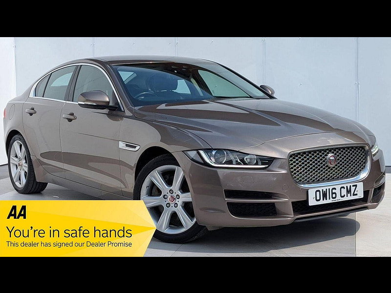 Jaguar XE 2.0d Portfolio Auto AWD Euro 6 (s/s) 4dr
