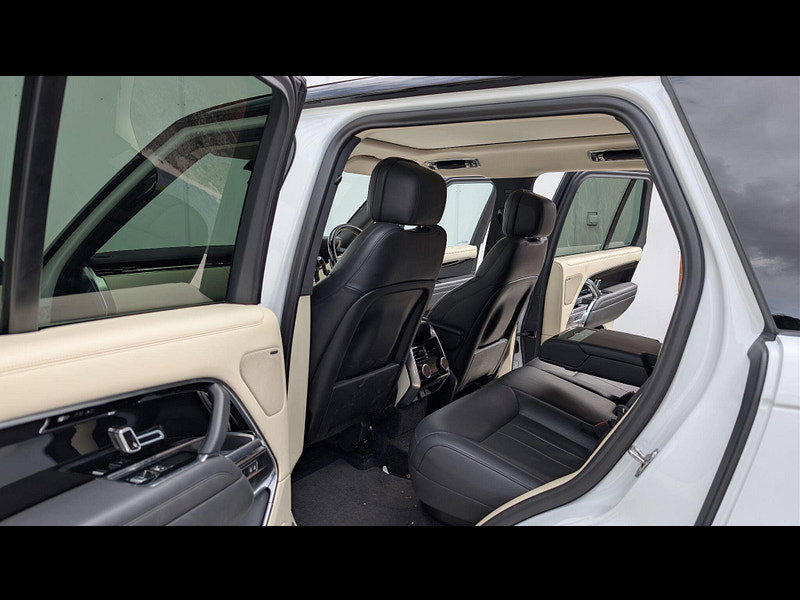 Land Rover Range Rover 3.0 D300 MHEV SE Auto 4WD Euro 6 (s/s) 5dr