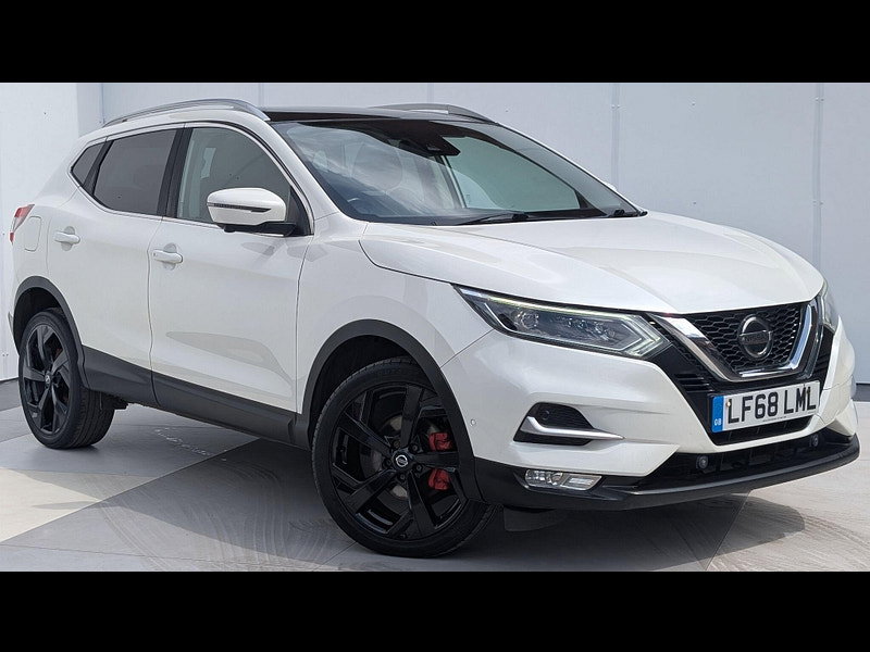 Nissan Qashqai 1.3 DIG-T Tekna Euro 6 (s/s) 5dr