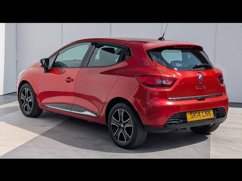 Renault Clio 1.2 16V Dynamique MediaNav Euro 5 5dr