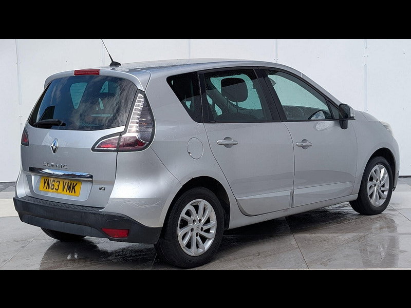 Renault Scenic 1.5 dCi ENERGY Dynamique TomTom Euro 5 (s/s) 5dr