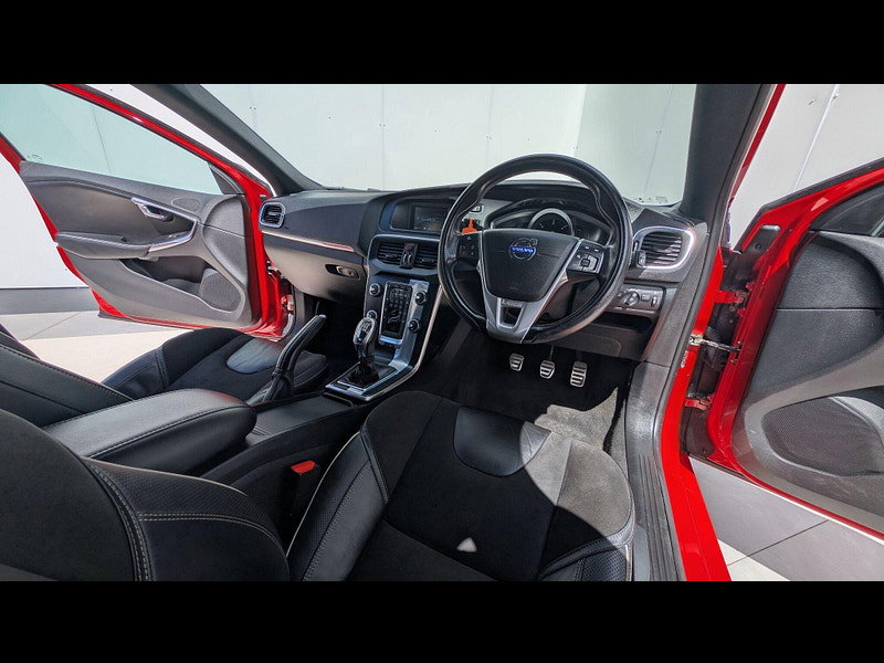 Volvo V40 1.6 D2 R-Design Euro 5 (s/s) 5dr
