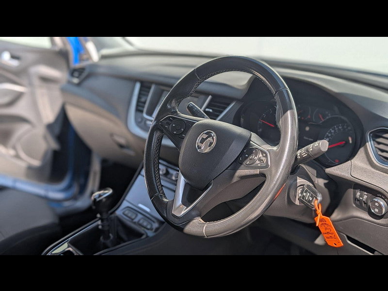 Vauxhall Grandland X 1.2 Turbo SE Euro 6 (s/s) 5dr