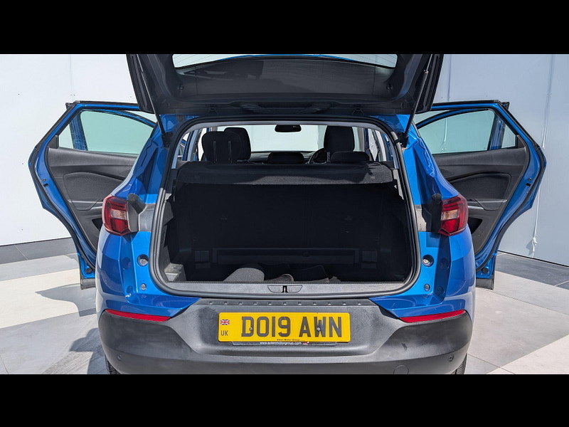 Vauxhall Grandland X 1.2 Turbo SE Euro 6 (s/s) 5dr